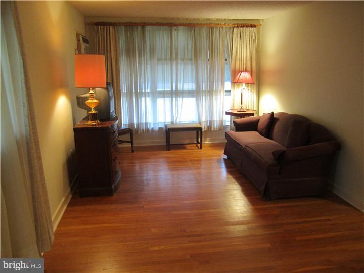 1203 Ripley Street Philadelphia, PA 19111 - Photo 5 of 7 Gallery Image 5