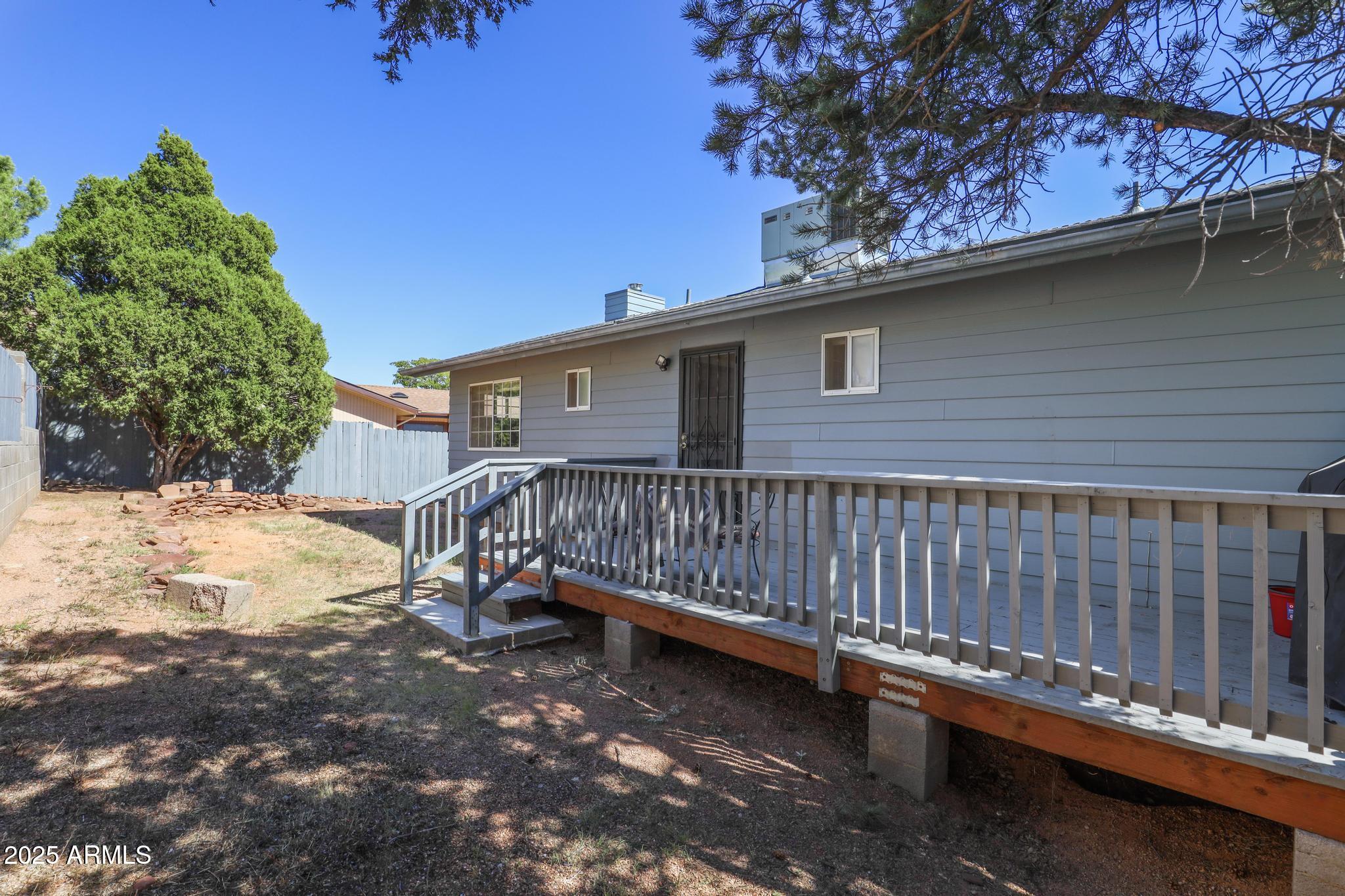 1101 North Monte Rosa Lane Payson, AZ 85541 - Photo 30 of 35 a view of a bench in the roof deck