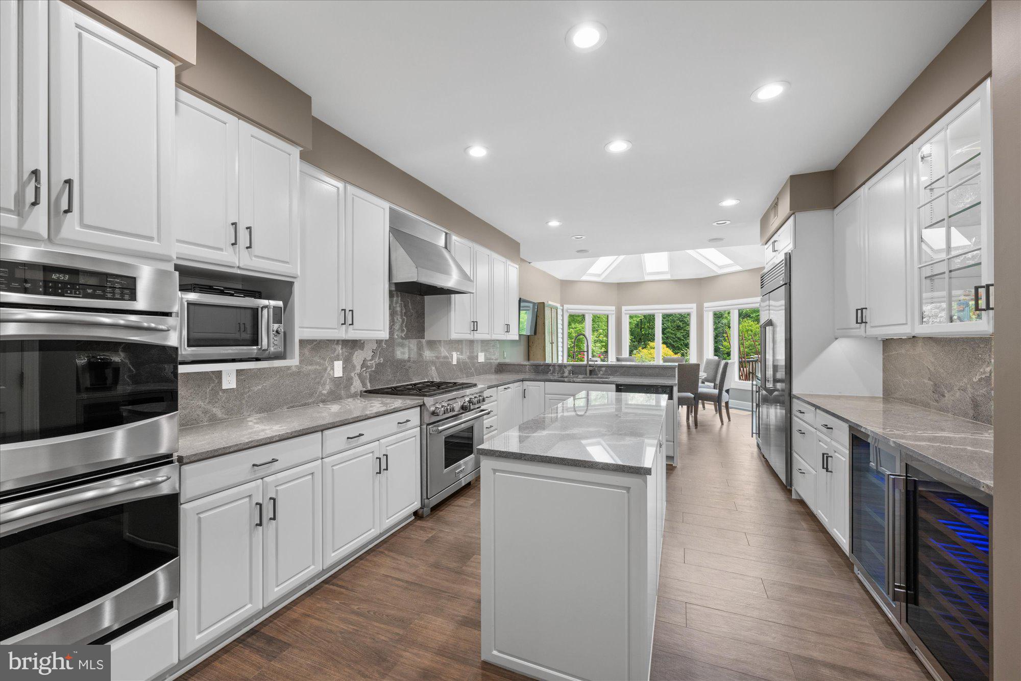 10011 Gary Road Potomac, MD 20854 - Photo 17 of 74