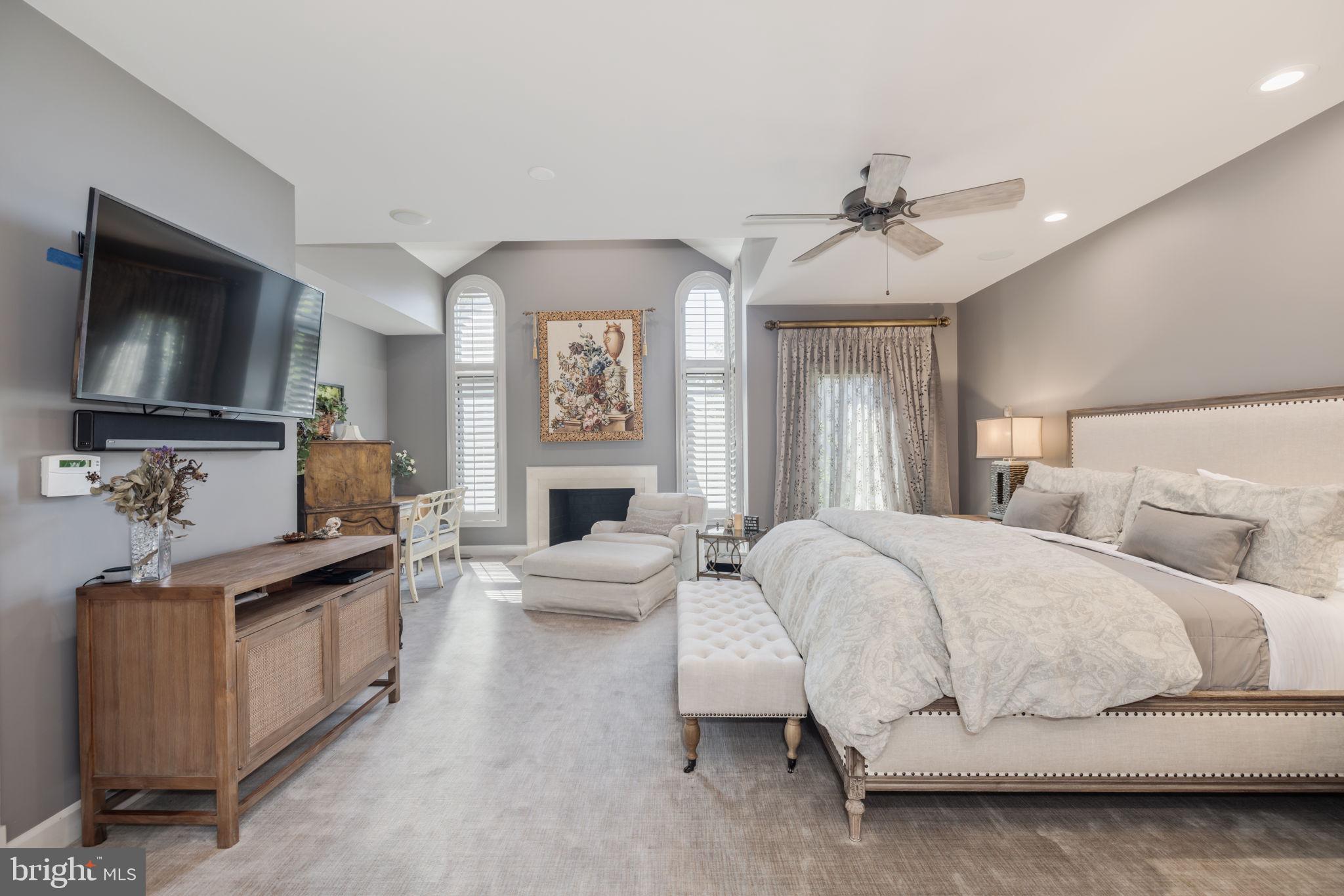 10011 Gary Road Potomac, MD 20854 - Photo 29 of 74 gas fireplace