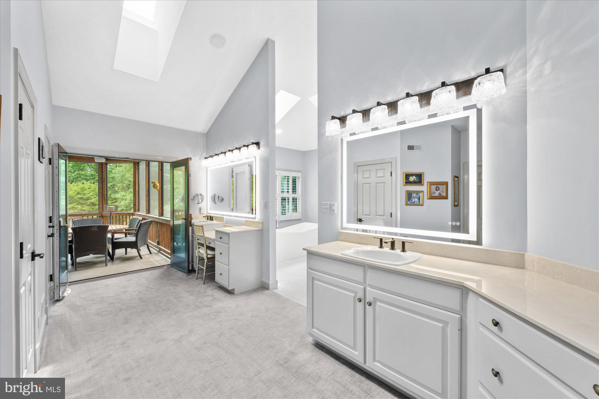 10011 Gary Road Potomac, MD 20854 - Photo 32 of 74 private access to fabulous screen porch