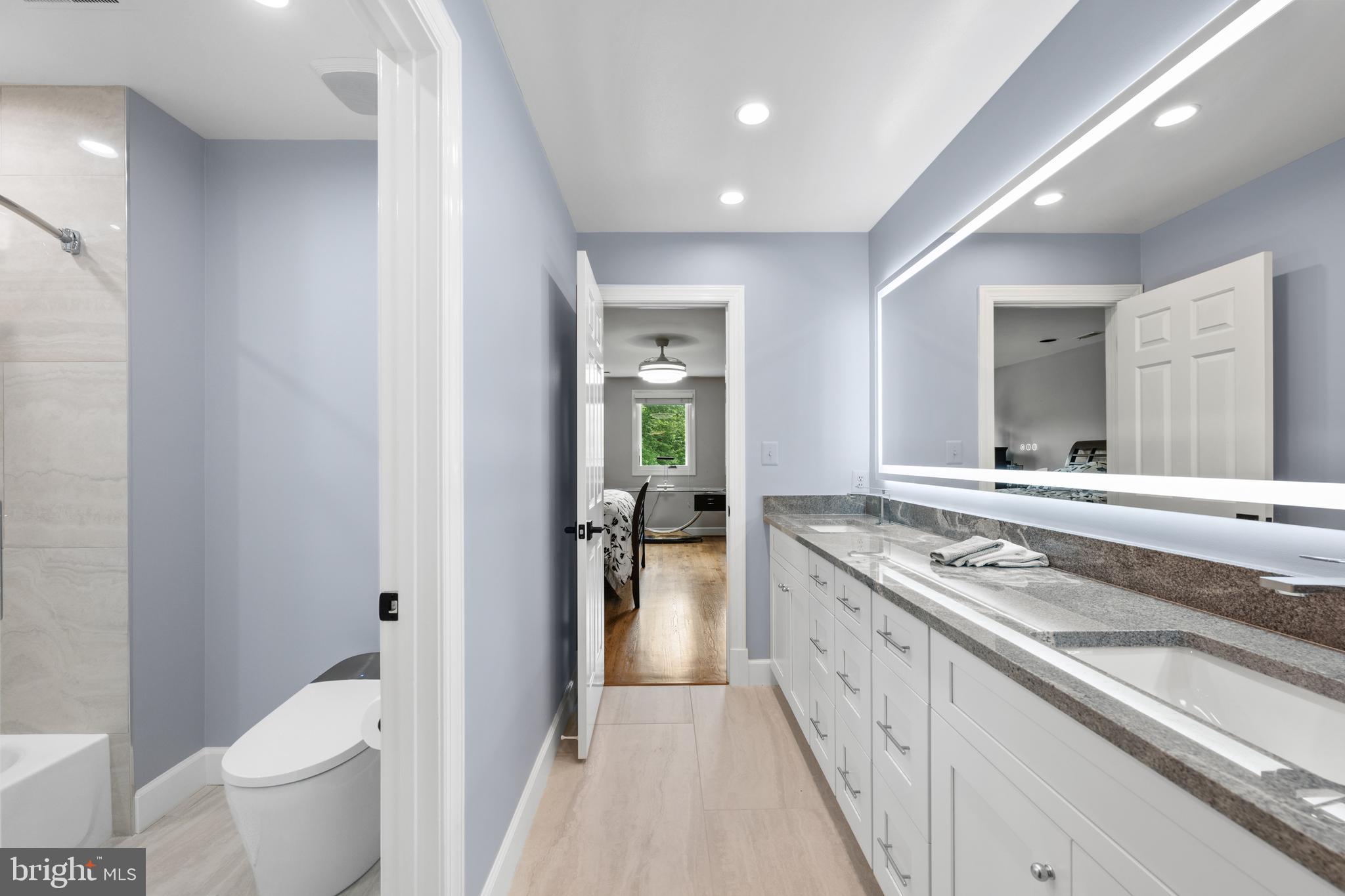 10011 Gary Road Potomac, MD 20854 - Photo 47 of 74 separate WC