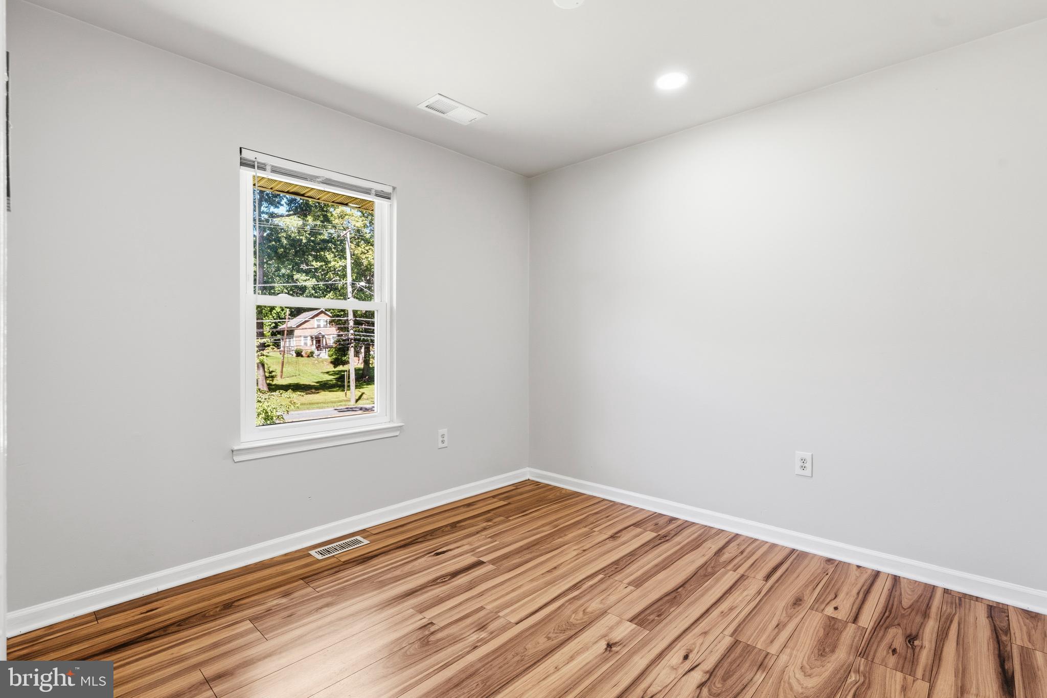 8514 Dangerfield Road Clinton, MD 20735 - Photo 29 of 63