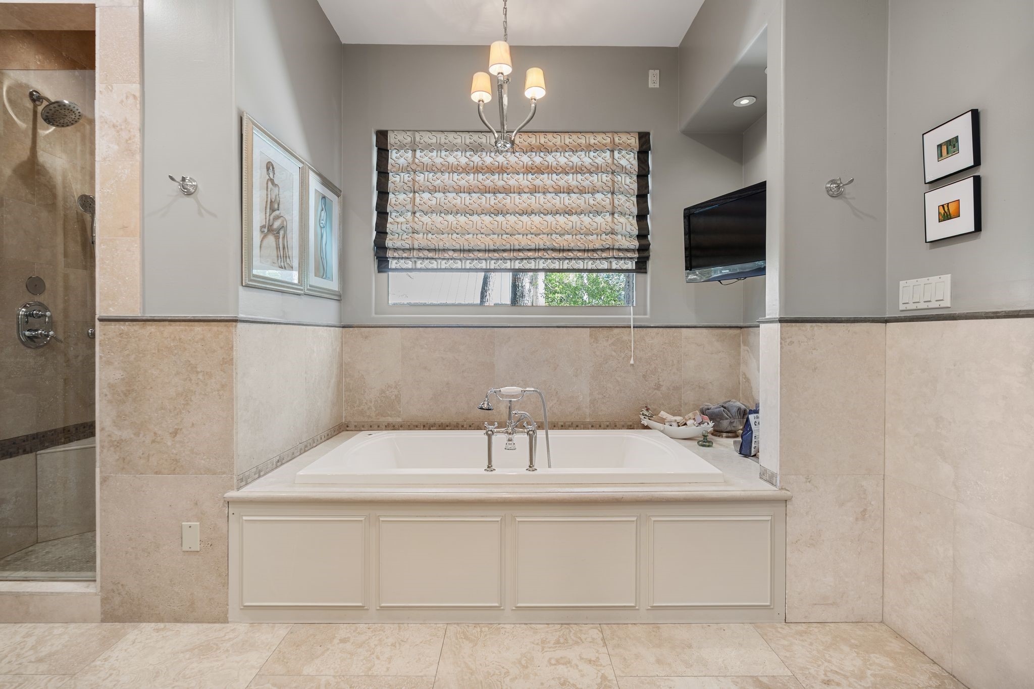 354 Piney Point Road Houston, TX 77024 - Photo 32 of 50