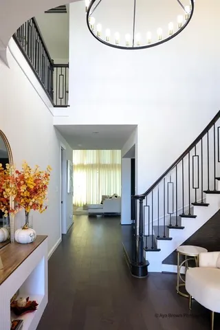 a view of entryway and hall