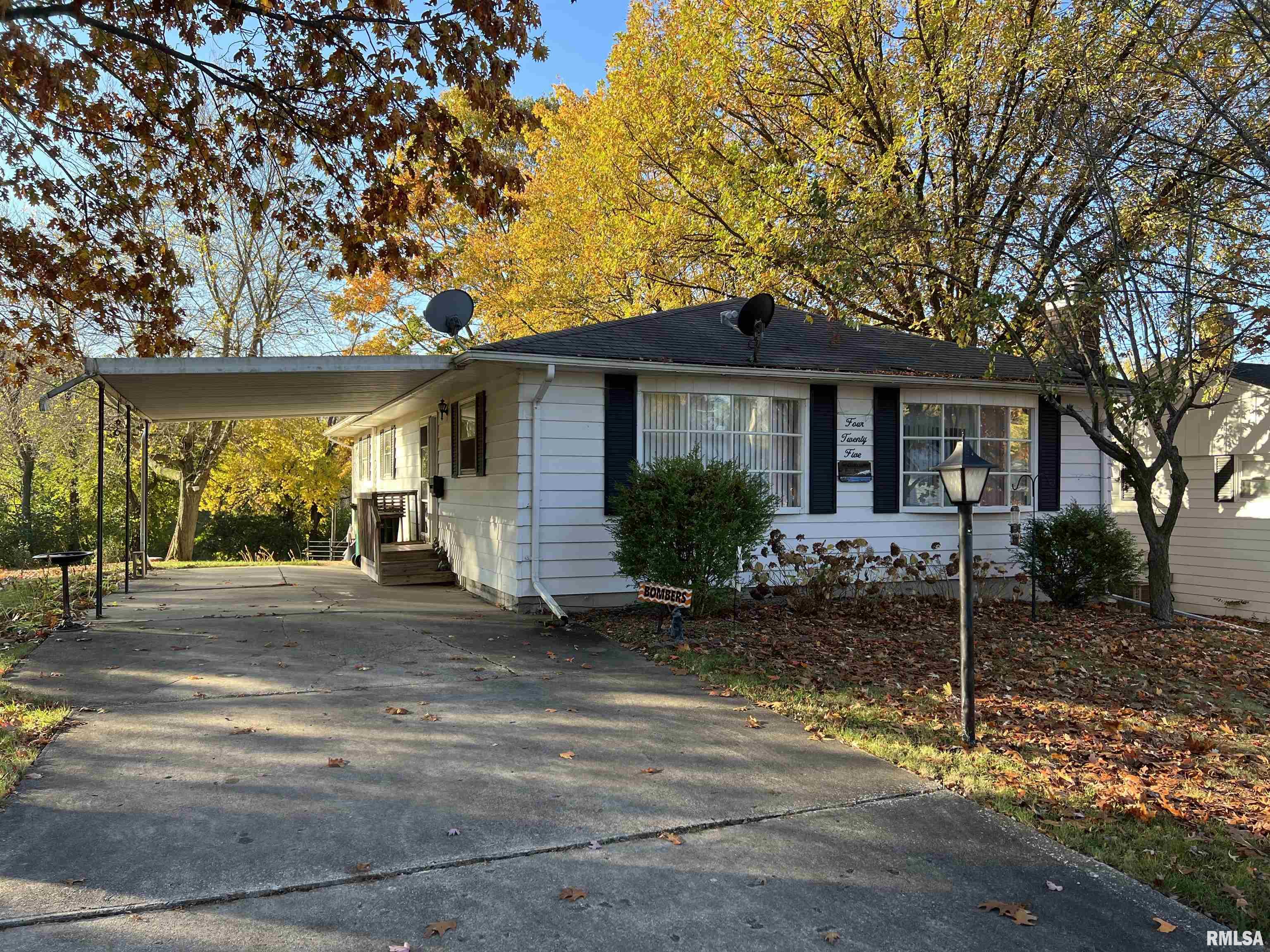 425 West Kelly St  