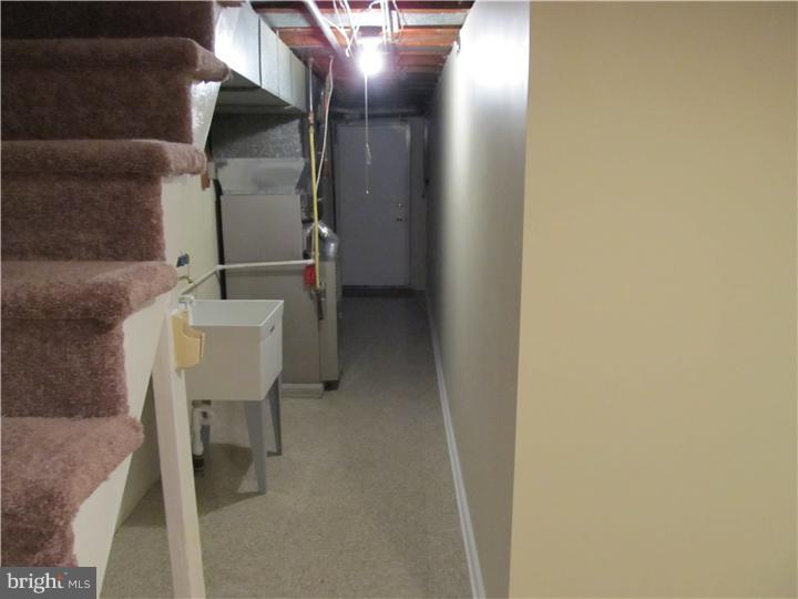 4086 West Ford Road Philadelphia, PA 19131 - Photo 11 of 23