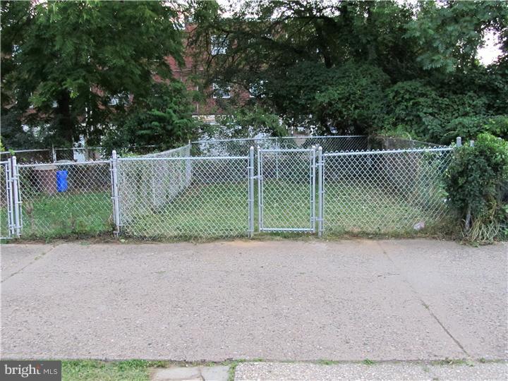 4086 West Ford Road Philadelphia, PA 19131 - Photo 20 of 23 Back Yard