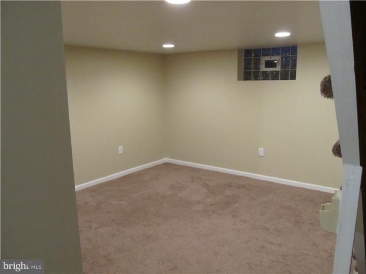 4086 West Ford Road Philadelphia, PA 19131 - Photo 10 of 23