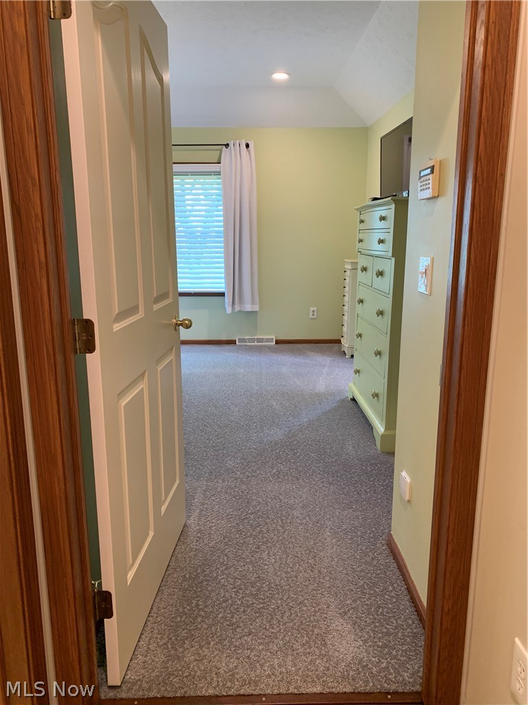 452 Longspur Road Highland Heights, OH 44143 - Photo 18 of 29
