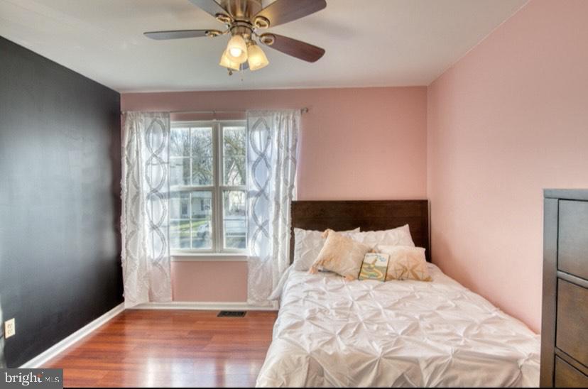 33 Country Club Road Pine Hill, NJ 08021 - Photo 12 of 19 Secondary bedroom 2