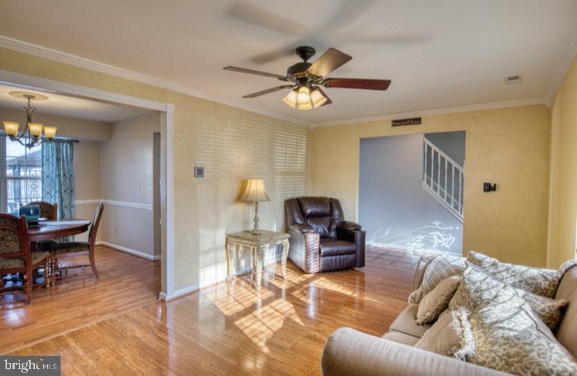 33 Country Club Road Pine Hill, NJ 08021 - Photo 4 of 19 Living room