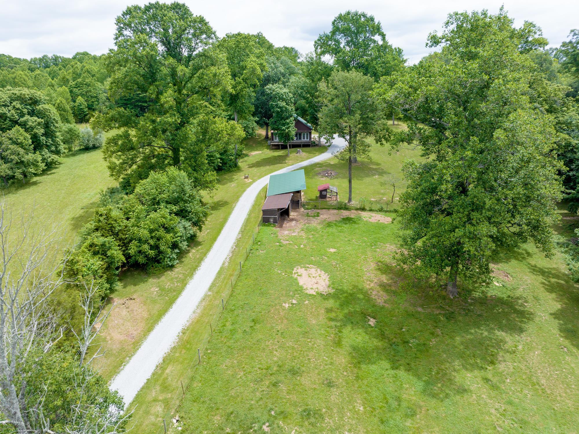 290 Goosetown Road Bedford, IN 47421 - Photo 4 of 35