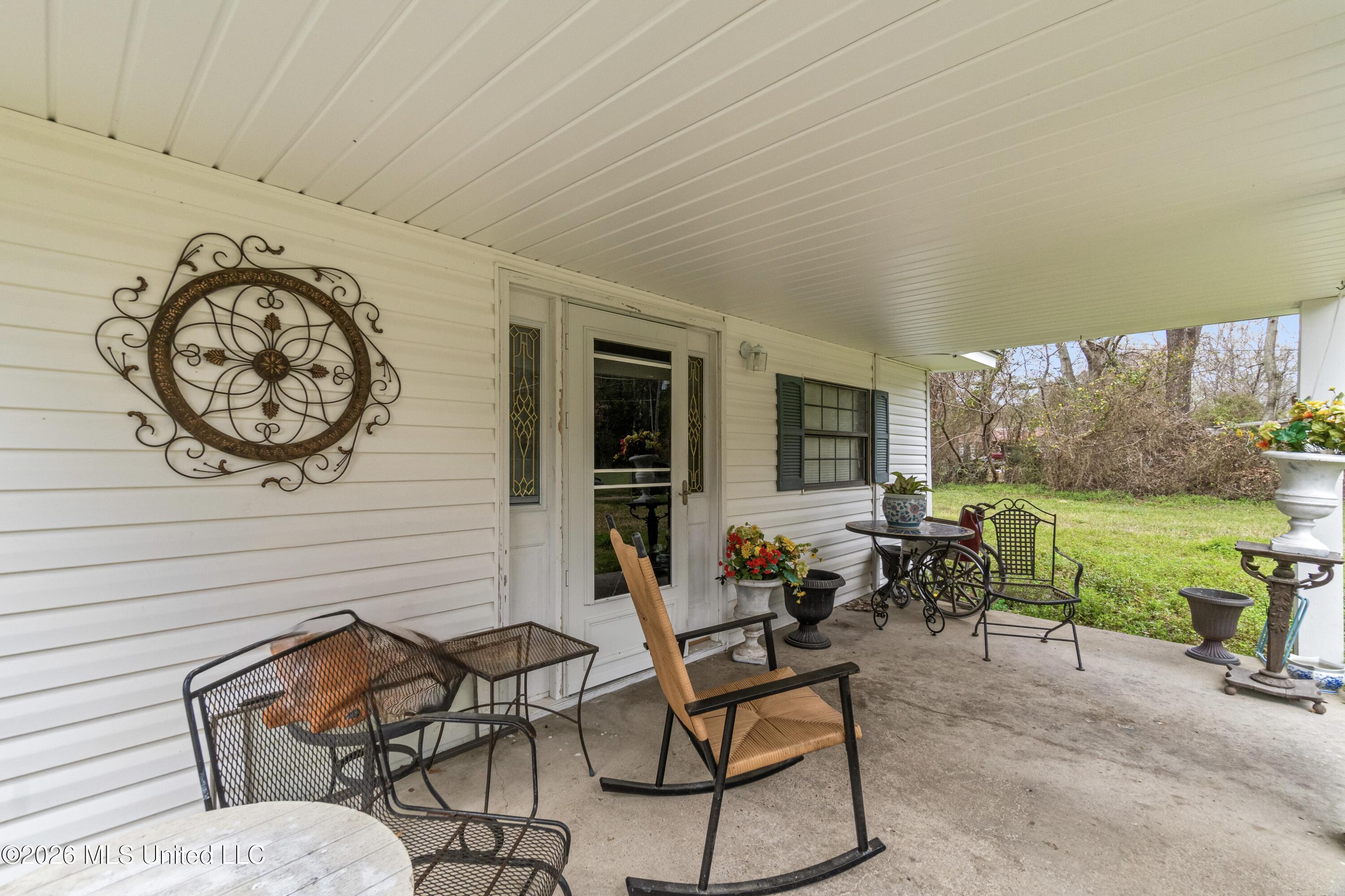 73 Rouse Road Hattiesburg, MS 39401 - Photo 4 of 25 78_Rouse_Road-6