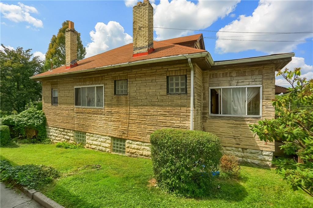 1115 Cochran Road Pittsburgh, PA 15243 - Photo 3 of 25 Gallery Image 3