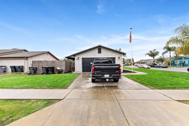 $325,000 | 10635 Stanton, Del Rey, CA 93616