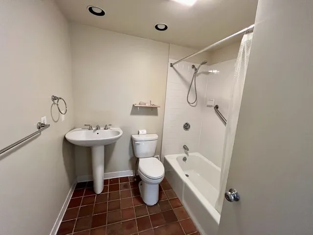 $4,800 | 44 Gorham Street, Unit 44, Cambridge, MA 02138