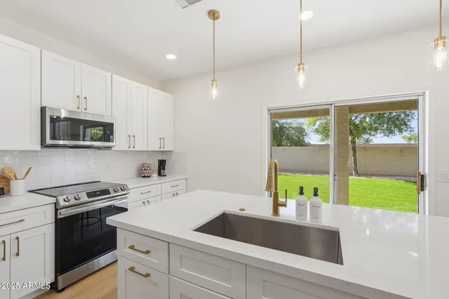 $555,000 | 1910 South Portland Avenue, Gilbert, AZ 85295