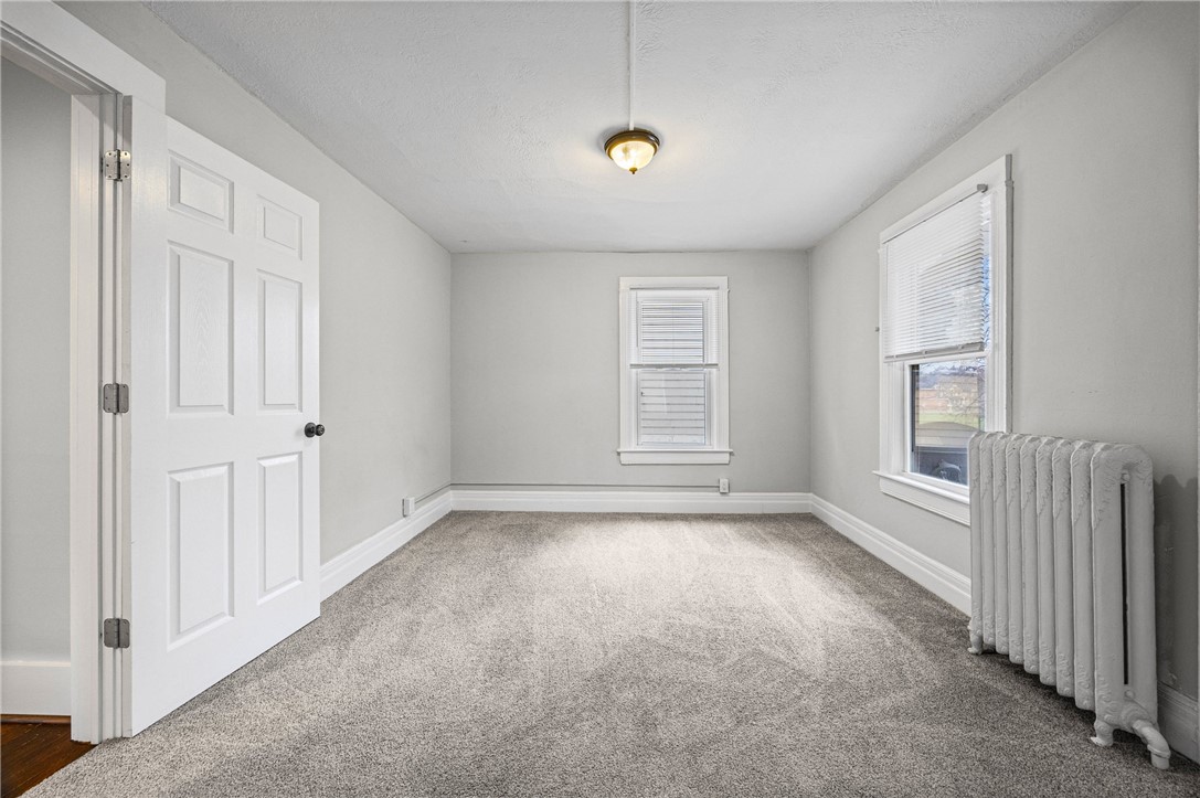 164 Laburnam Crescent Rochester, NY 14620 - Photo 8 of 20