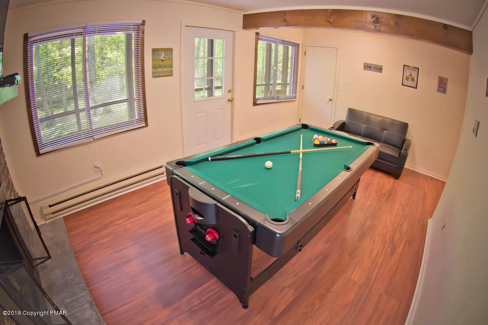 6306 Decker Road Bushkill, PA 18324 - Photo 21 of 54 0202_Sveta House Shoot_Mon 21th
