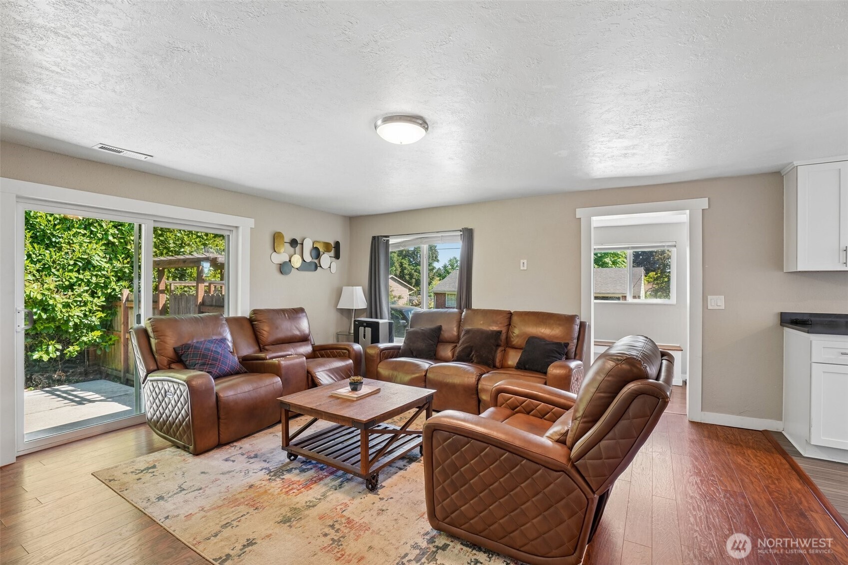 9810 Northeast 3rd Street Vancouver, WA 98664 - Photo 13 of 40 a living room with furniture and a window
