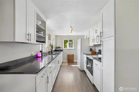 $474,000 | 9810 Northeast 3rd Street, Vancouver, WA 98664