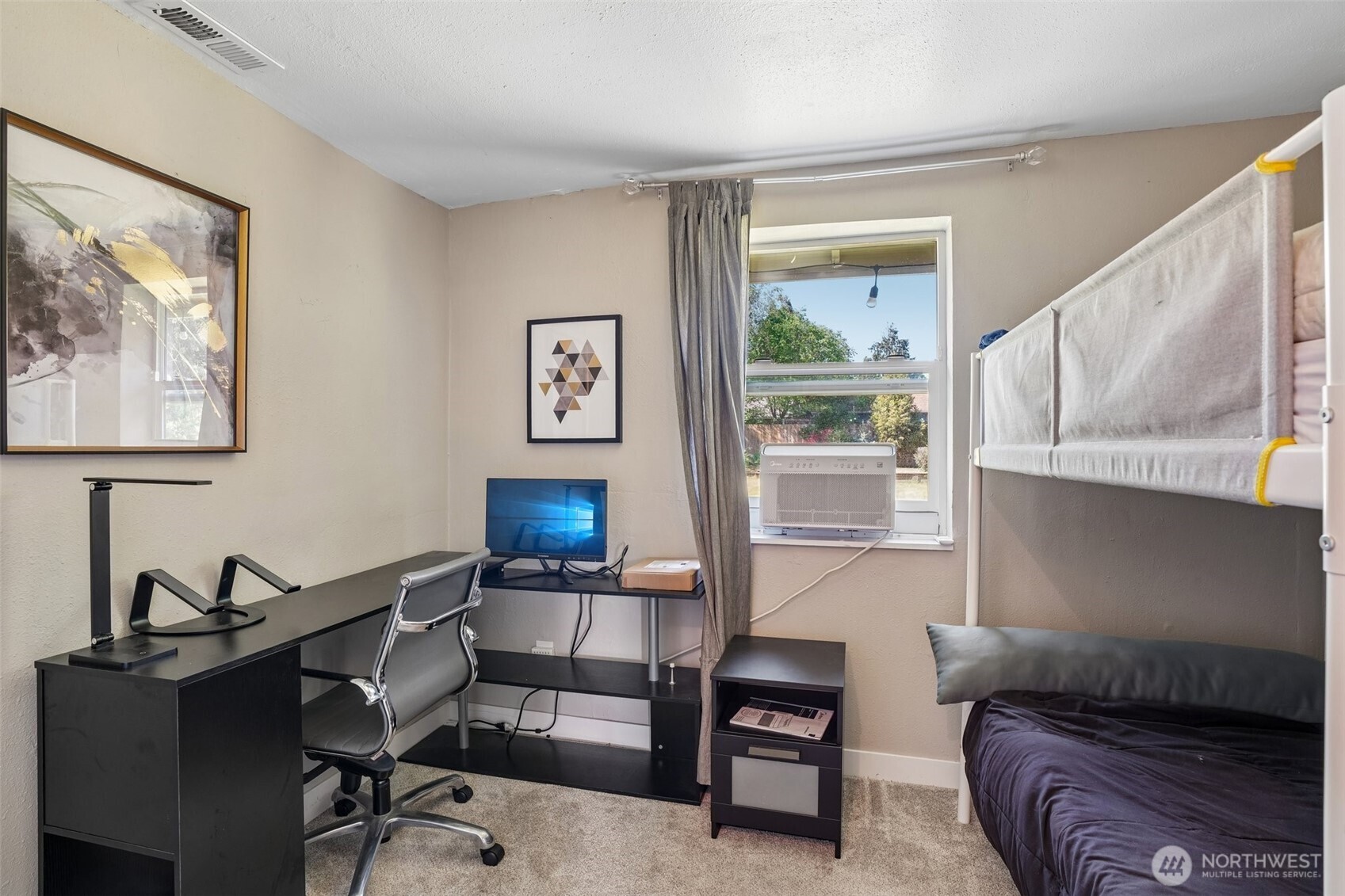 9810 Northeast 3rd Street Vancouver, WA 98664 - Photo 32 of 40 a workspace with furniture and a window