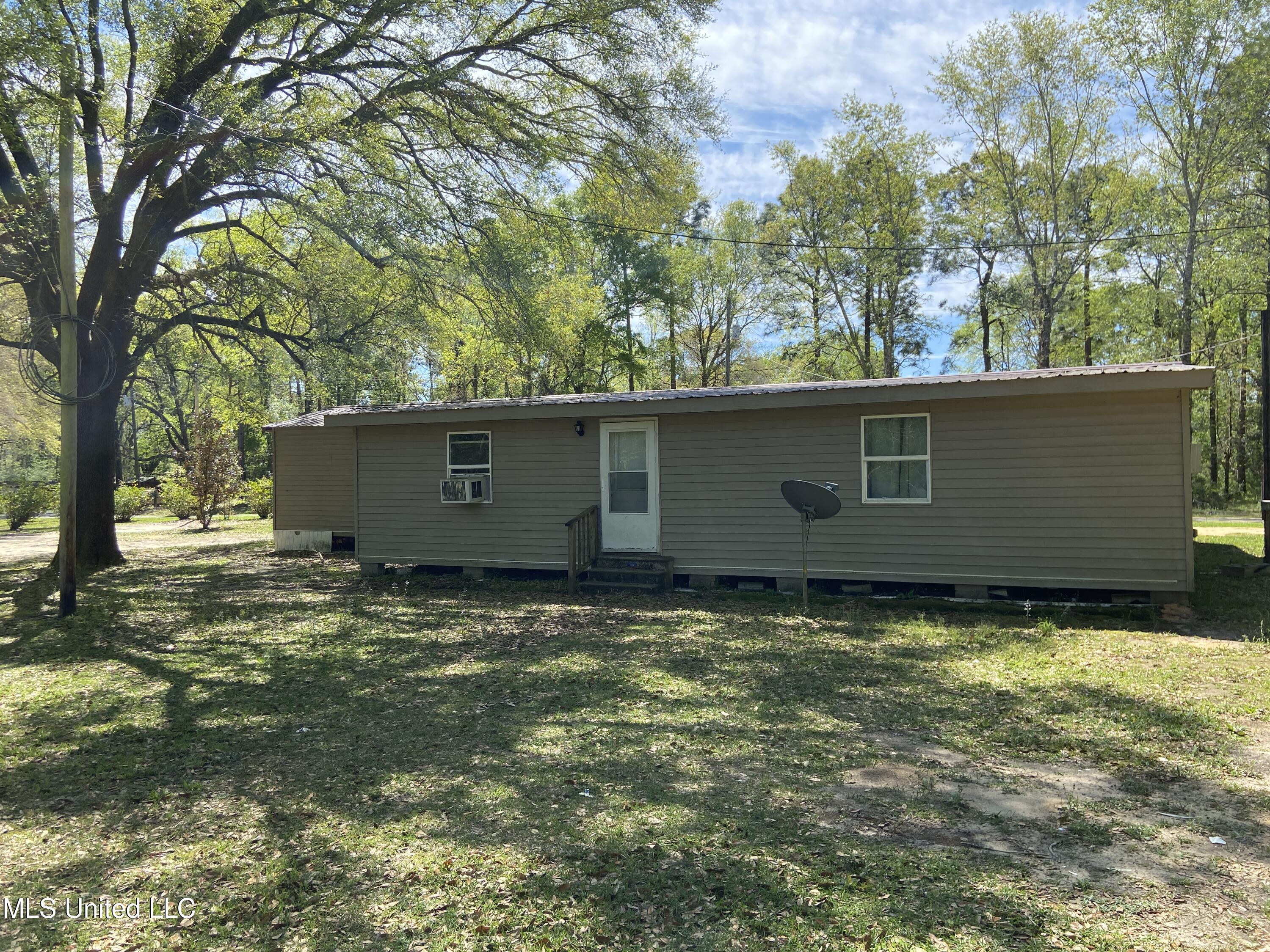 132 Megs Road Lucedale, MS 39452 - Photo 3 of 3 A915CA83-E45E-424E-BDC7-B016883BD0E0