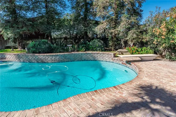 $1,150,000 | 7176 East Butler Avenue, Fresno, CA 93737