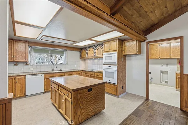 $1,150,000 | 7176 East Butler Avenue, Fresno, CA 93737