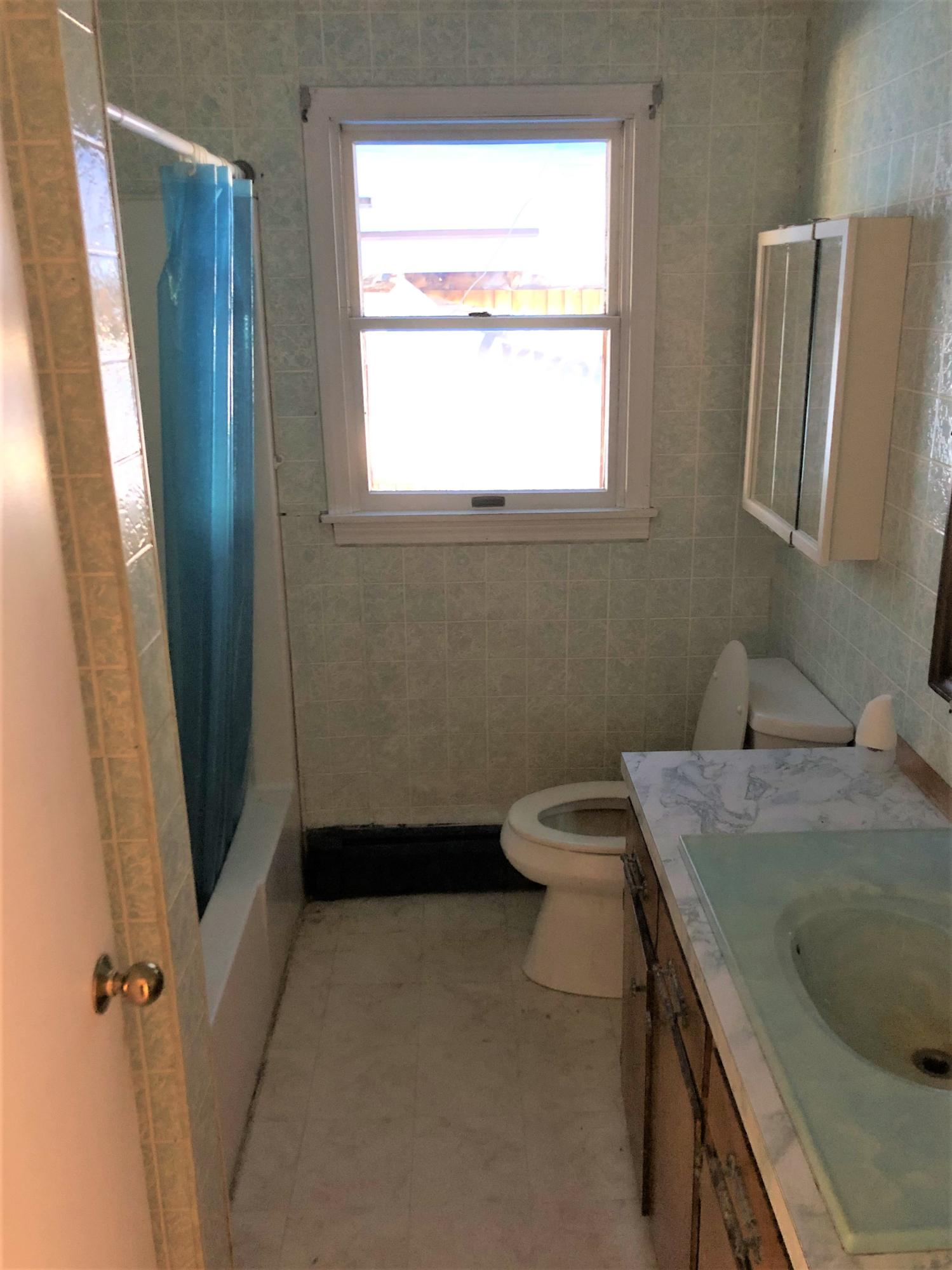 254 Town House Road Chelsea, ME 04330 - Photo 10 of 19 Bathroom