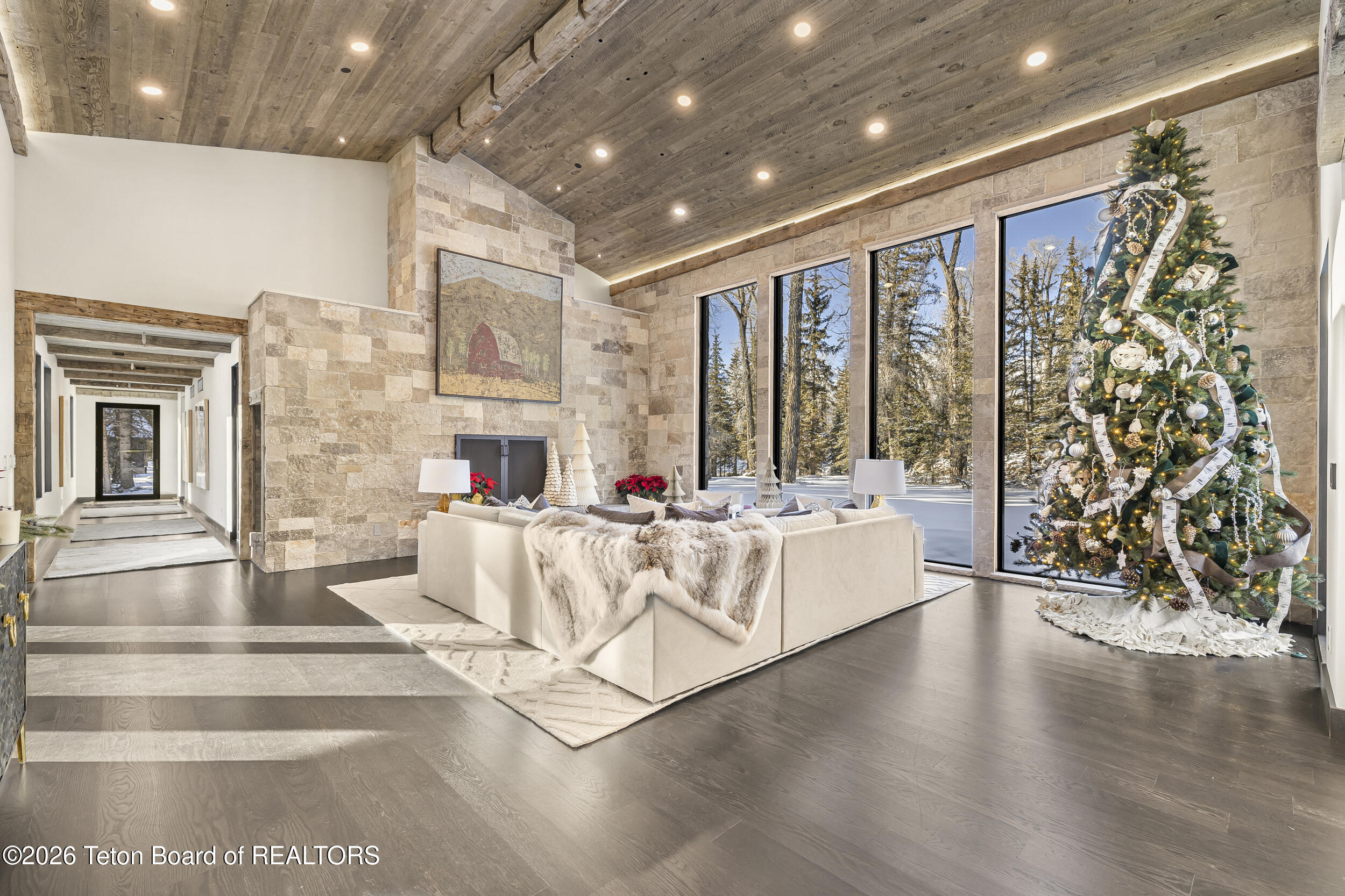 8910 Porter Loop Road Jackson, WY 83001 - Photo 14 of 79 Great Room Views