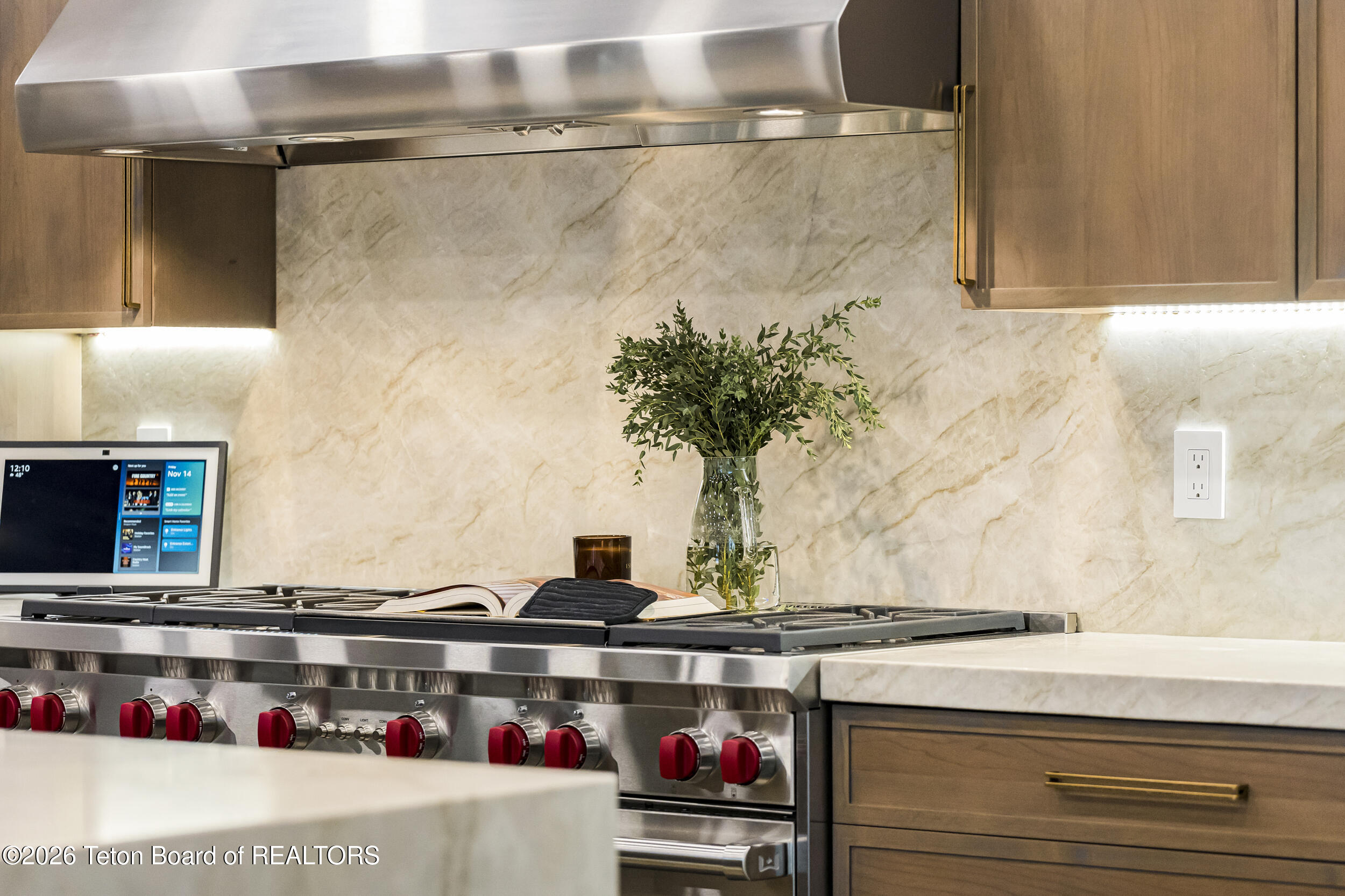 8910 Porter Loop Road Jackson, WY 83001 - Photo 21 of 79 Wolf Kitchen