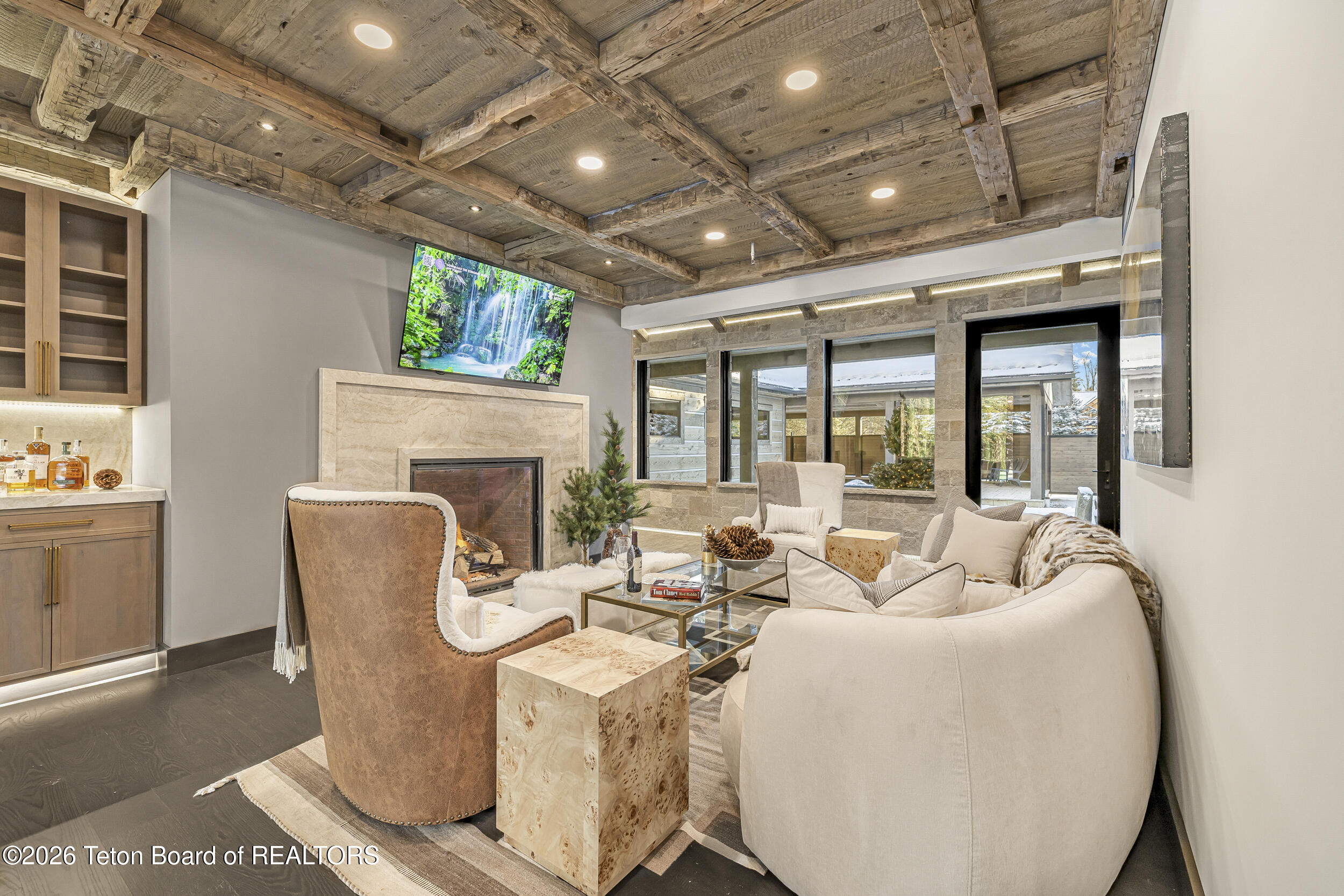 8910 Porter Loop Road Jackson, WY 83001 - Photo 25 of 79 Hearthroom