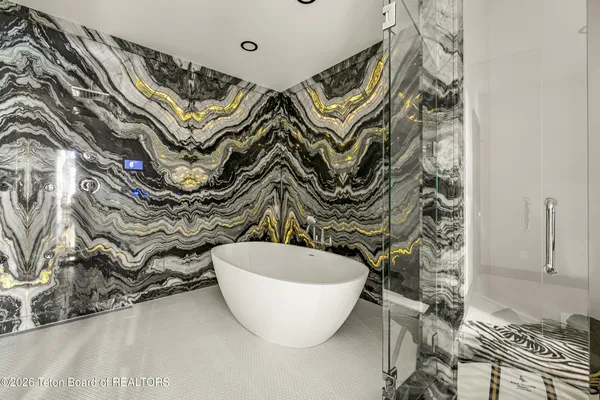 $24,500,000 | 8910 Porter Loop Road, Jackson, WY 83001