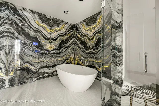 $24,500,000 | 8910 Porter Loop Road, Jackson, WY 83001