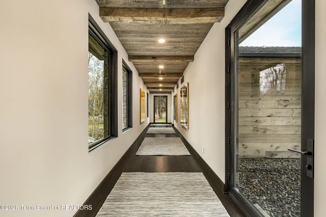 $24,500,000 | 8910 Porter Loop Road, Jackson, WY 83001