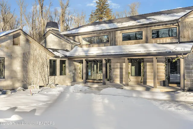 $24,500,000 | 8910 Porter Loop Road, Jackson, WY 83001