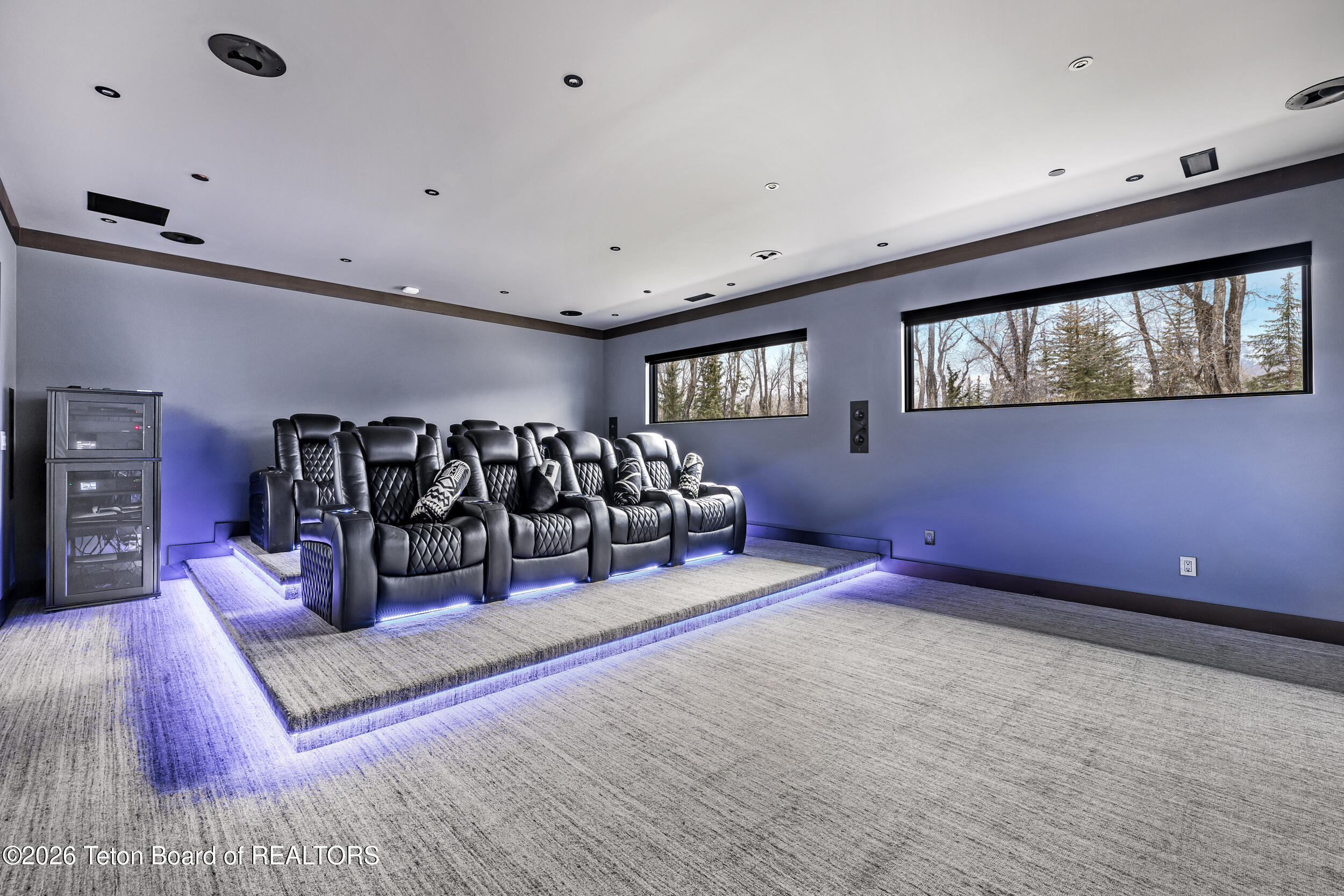 8910 Porter Loop Road Jackson, WY 83001 - Photo 66 of 79 Motion/Massage/heated massage chairs