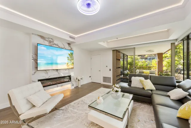 $10,000 | 7161 East Rancho Vista Drive, Unit 3002, Scottsdale, AZ 85251