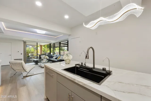 $10,000 | 7161 East Rancho Vista Drive, Unit 3002, Scottsdale, AZ 85251