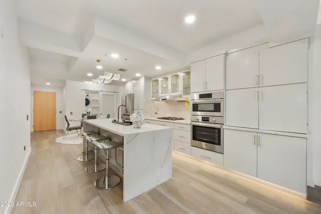 $10,000 | 7161 East Rancho Vista Drive, Unit 3002, Scottsdale, AZ 85251