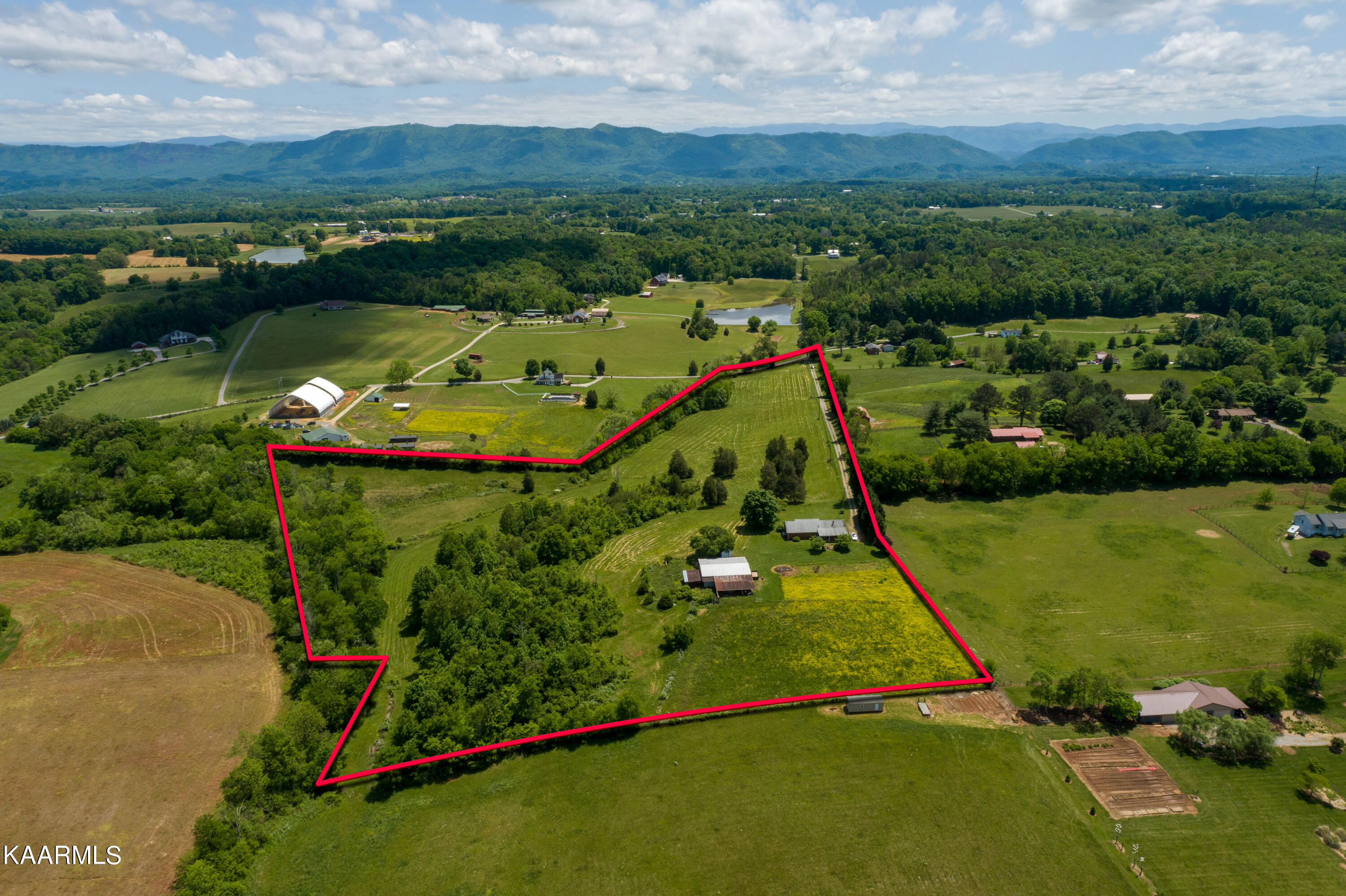 301 Alfred McCammon Road Maryville, TN 37804 - Photo 3 of 57 301 Alfred Mccammon Rd.-9