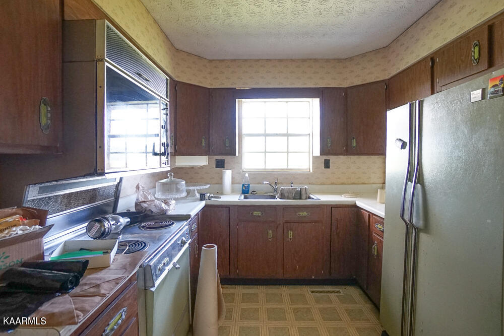 301 Alfred McCammon Road Maryville, TN 37804 - Photo 36 of 57 DSC09897