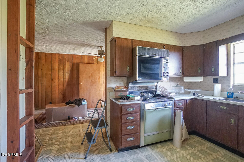 301 Alfred McCammon Road Maryville, TN 37804 - Photo 37 of 57 DSC09898