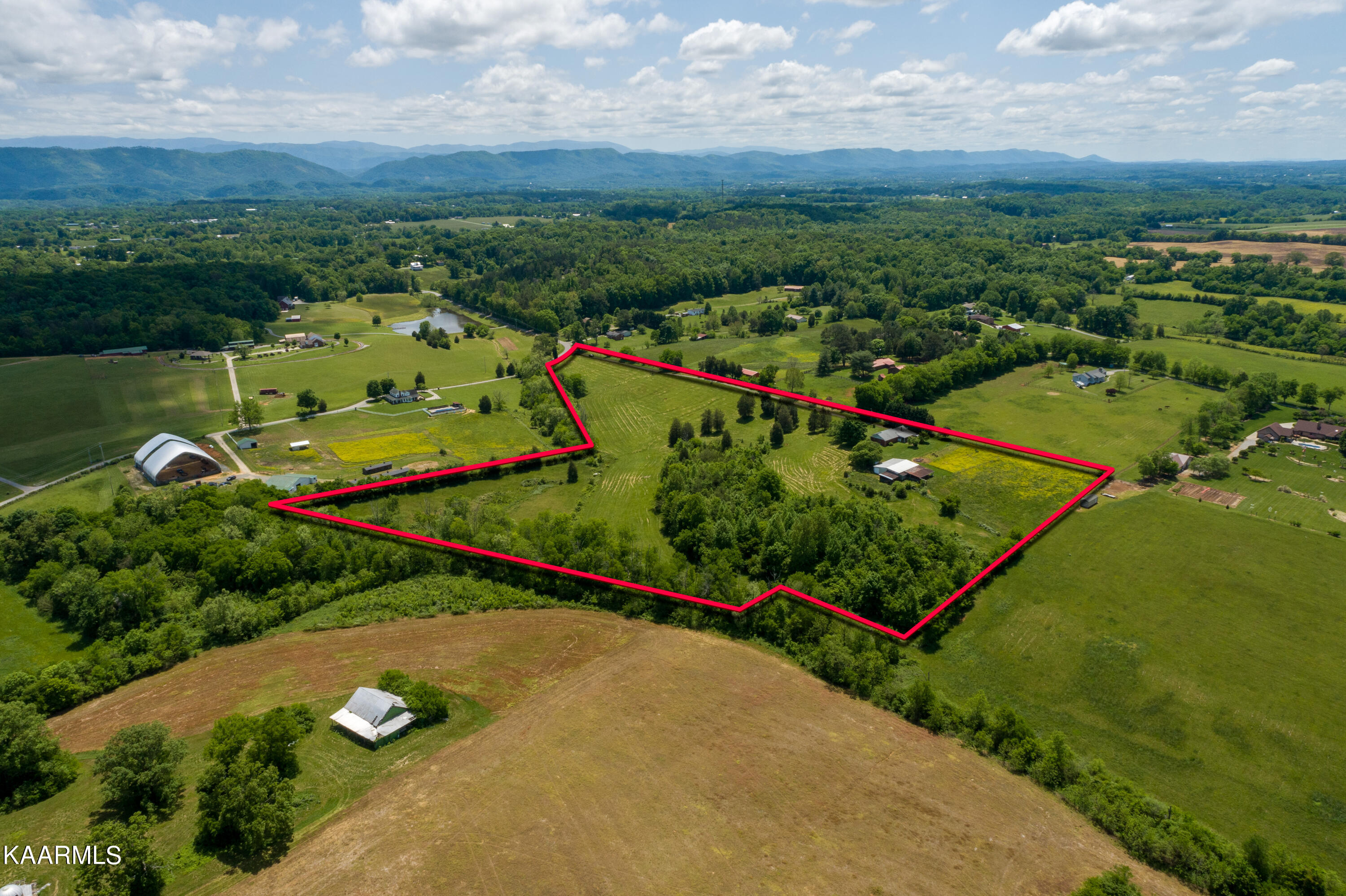 301 Alfred McCammon Road Maryville, TN 37804 - Photo 4 of 57 301 Alfred Mccammon Rd.-11