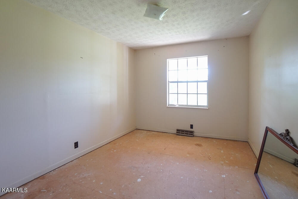 301 Alfred McCammon Road Maryville, TN 37804 - Photo 43 of 57 DSC09905