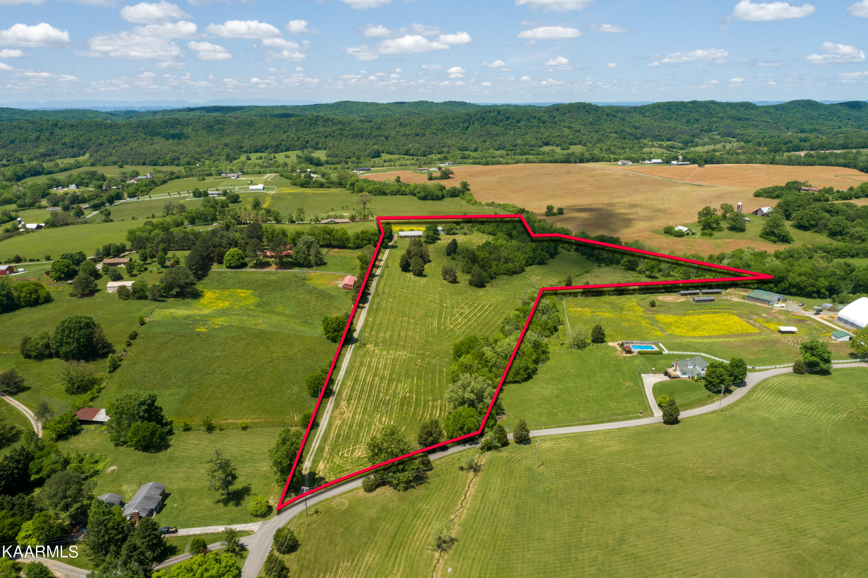 301 Alfred McCammon Road Maryville, TN 37804 - Photo 5 of 57 301 Alfred Mccammon Rd.-1
