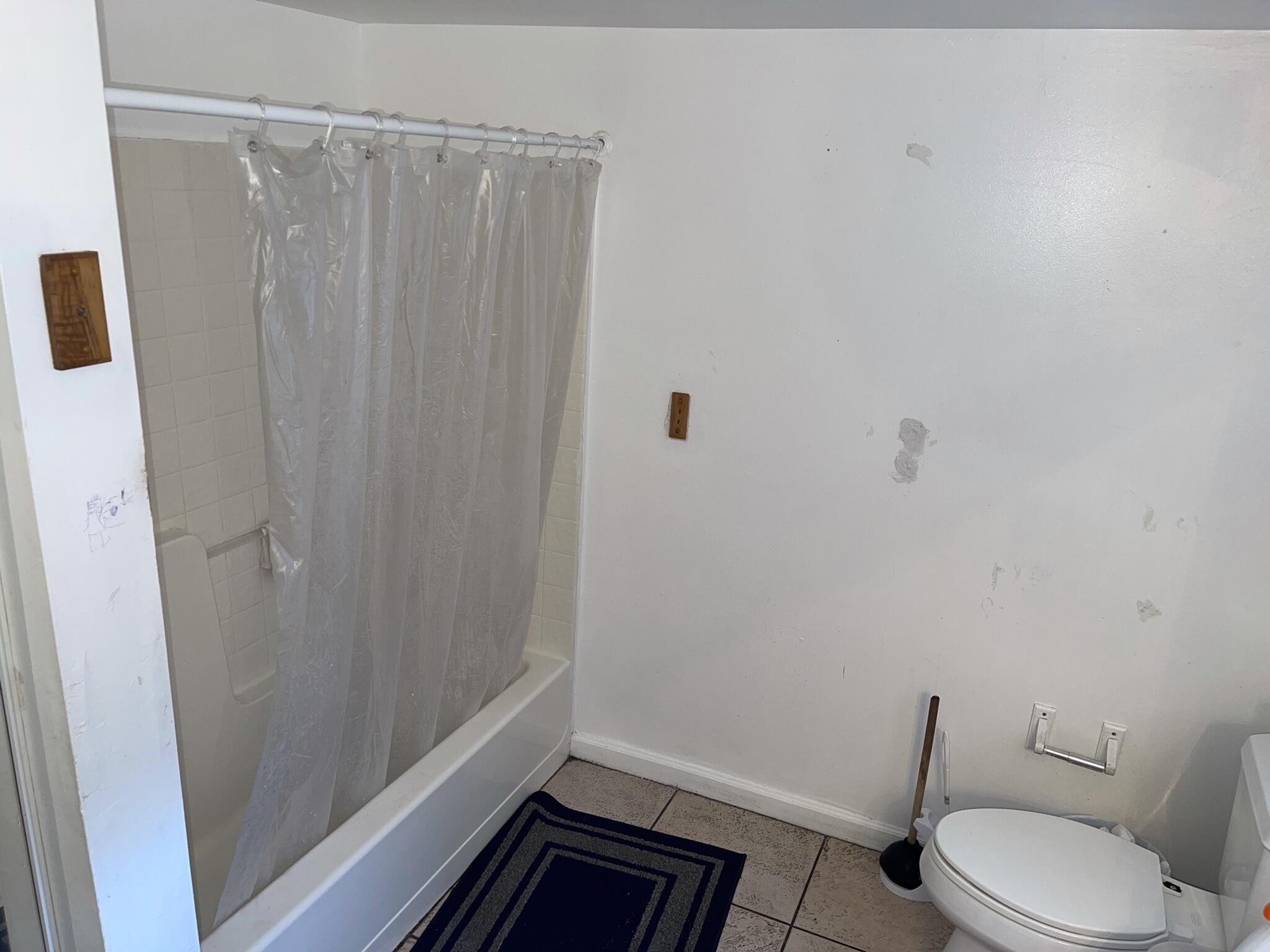 1206 Highview Road Lake Worth, FL 33462 - Photo 7 of 12 IMG_4032