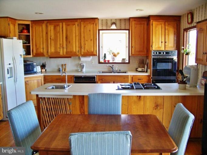 2213 Garrity Road St. Leonard, MD 20685 - Photo 11 of 26 Breakfast room and Kitchen